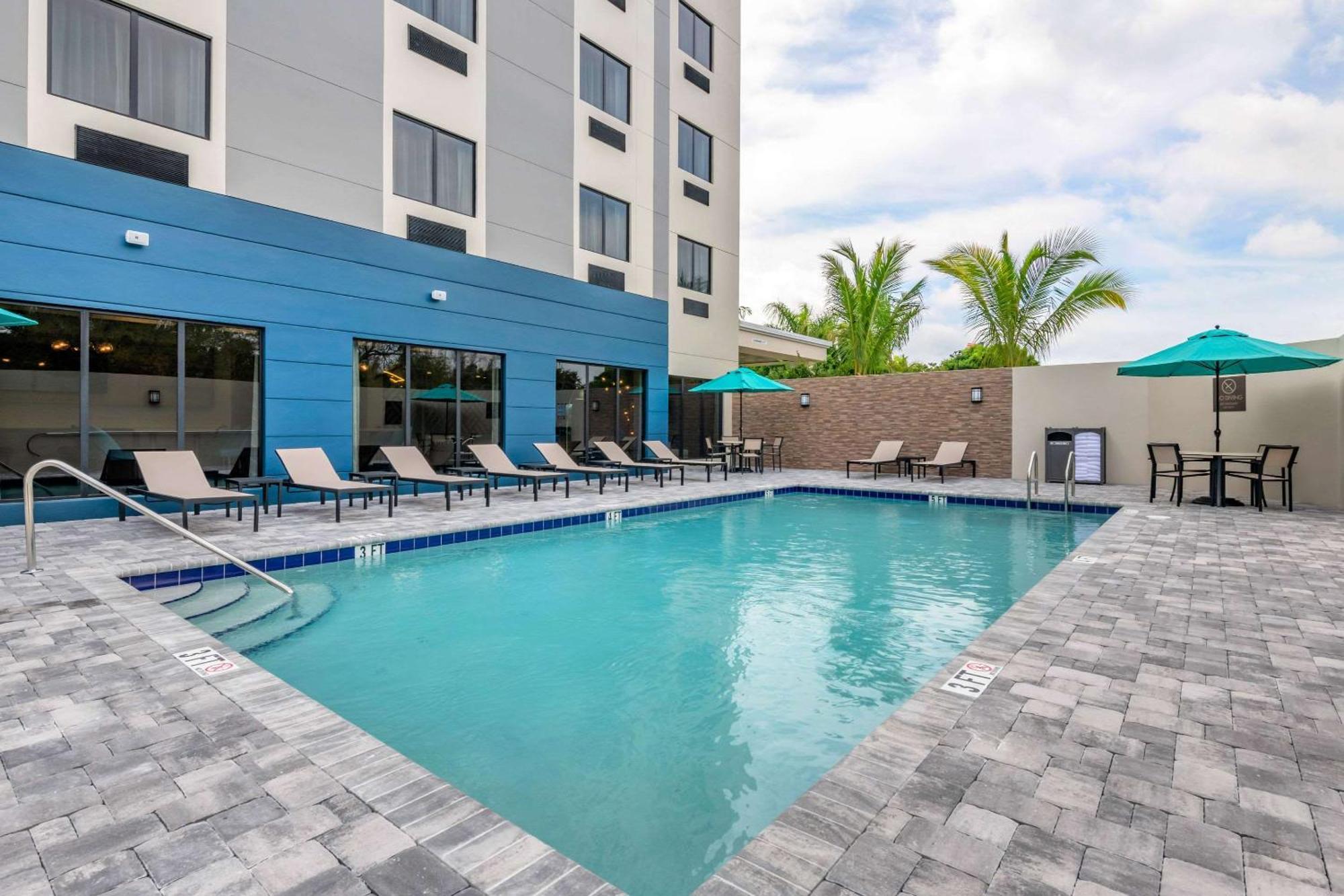 Comfort Suites Stuart-Hutchinson Island Dış mekan fotoğraf