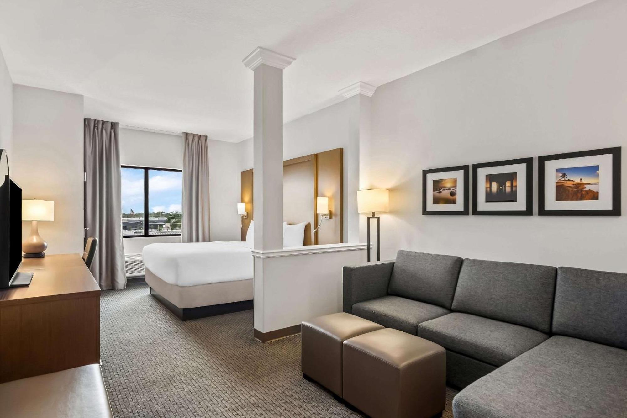 Comfort Suites Stuart-Hutchinson Island Dış mekan fotoğraf